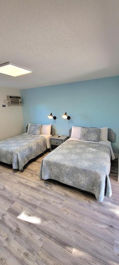 Satellite Motel セント・ピート・ビーチ エクステリア 写真